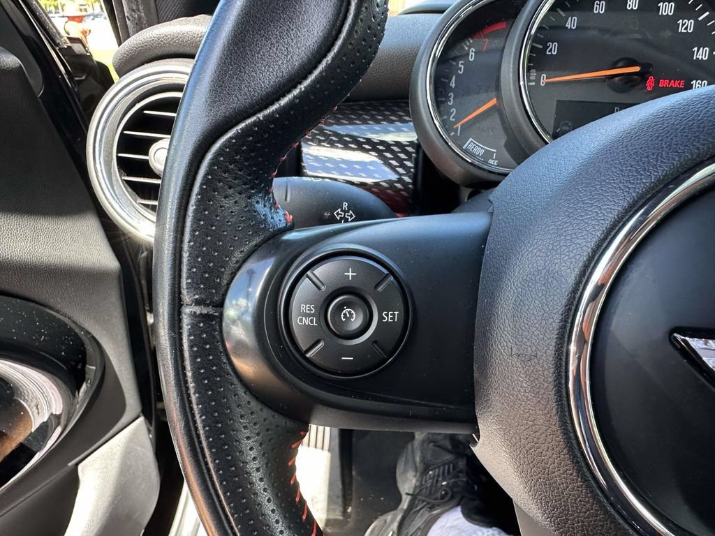Used 2018 MINI Cooper S FWD image 34