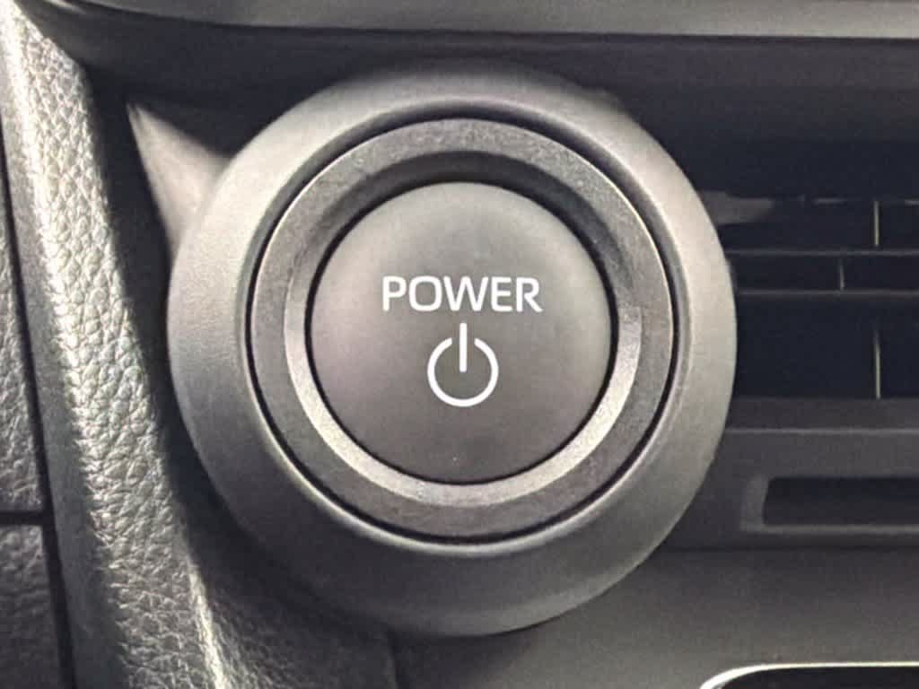 Used 2026 Toyota Prius LE FWD image 29