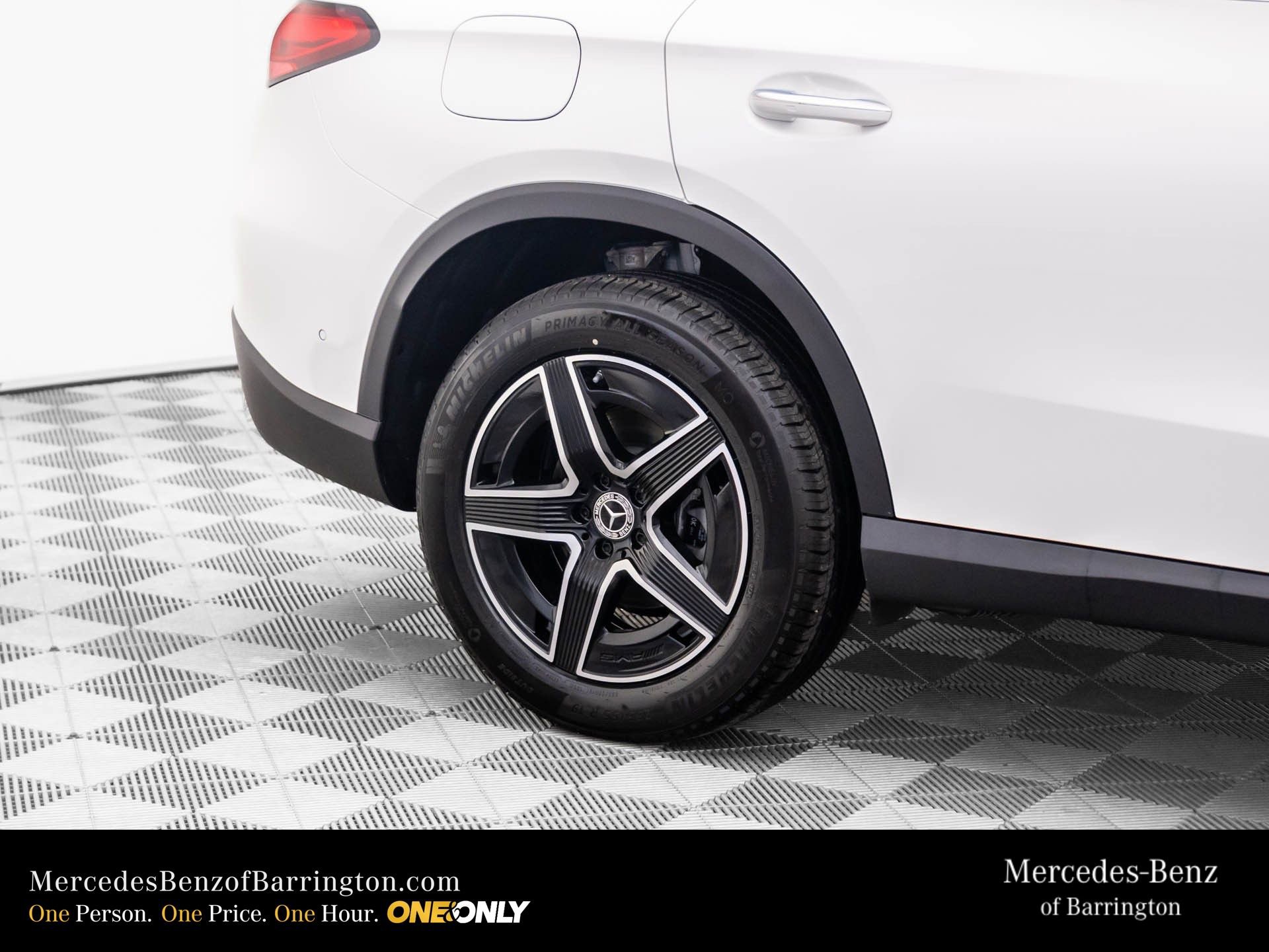 New 2026 Mercedes-Benz GLC 300 4MATIC image 32