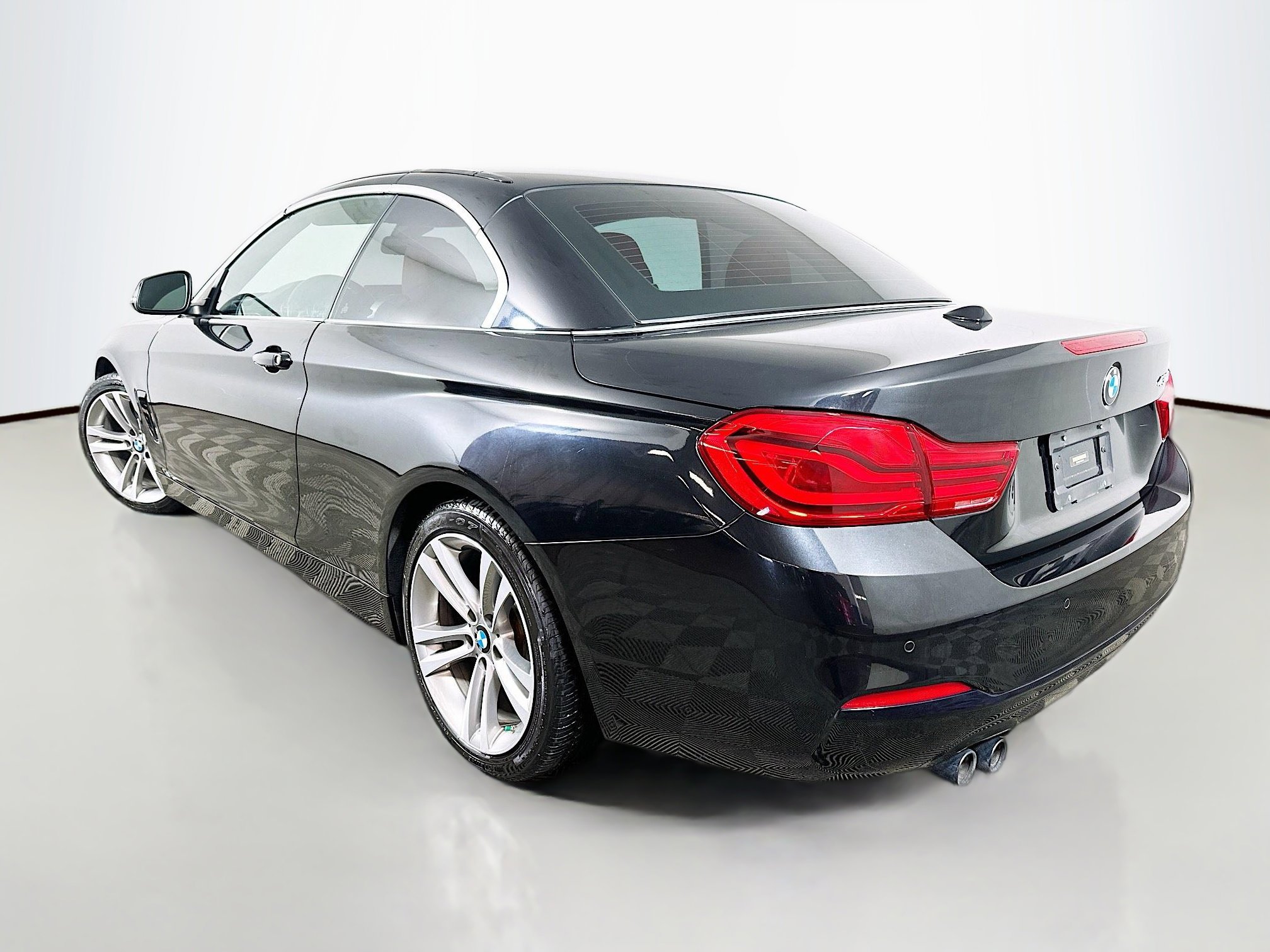 Used 2019 BMW 430i Convertible w/ Convenience Package image 5