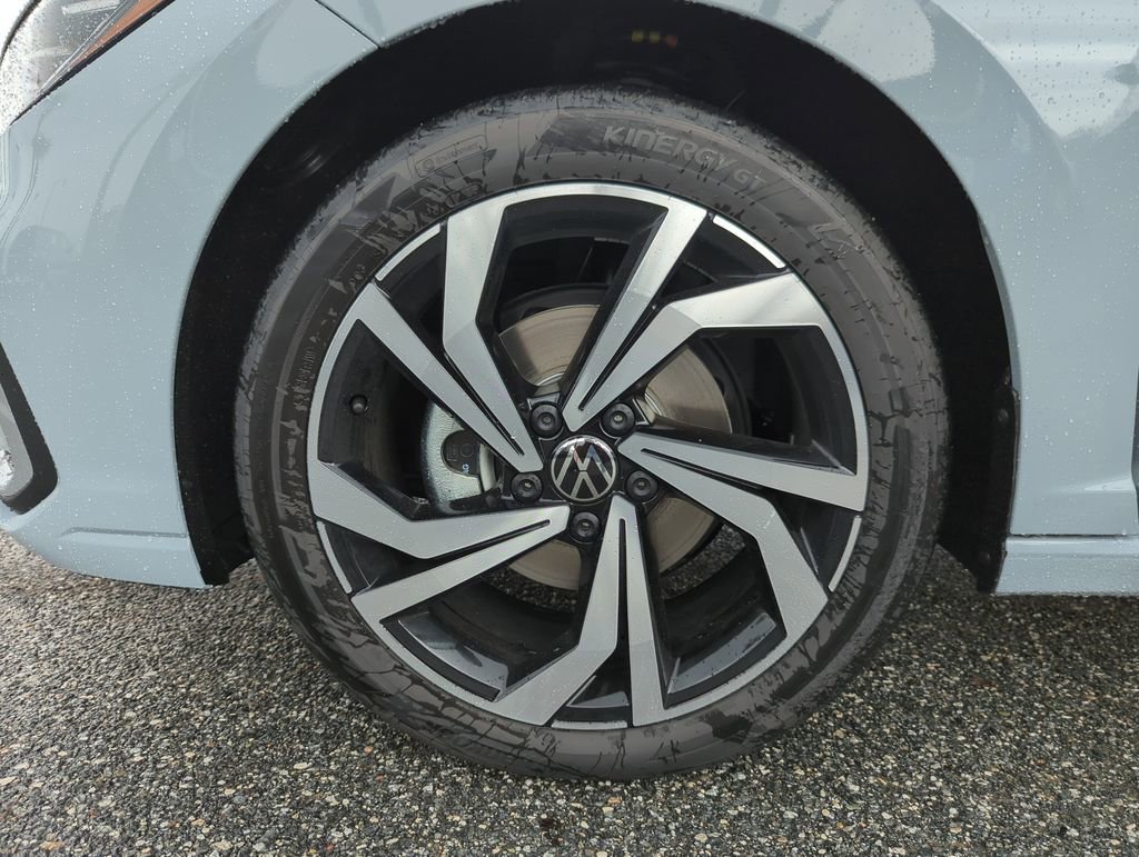 New 2026 Volkswagen Jetta SEL image 43