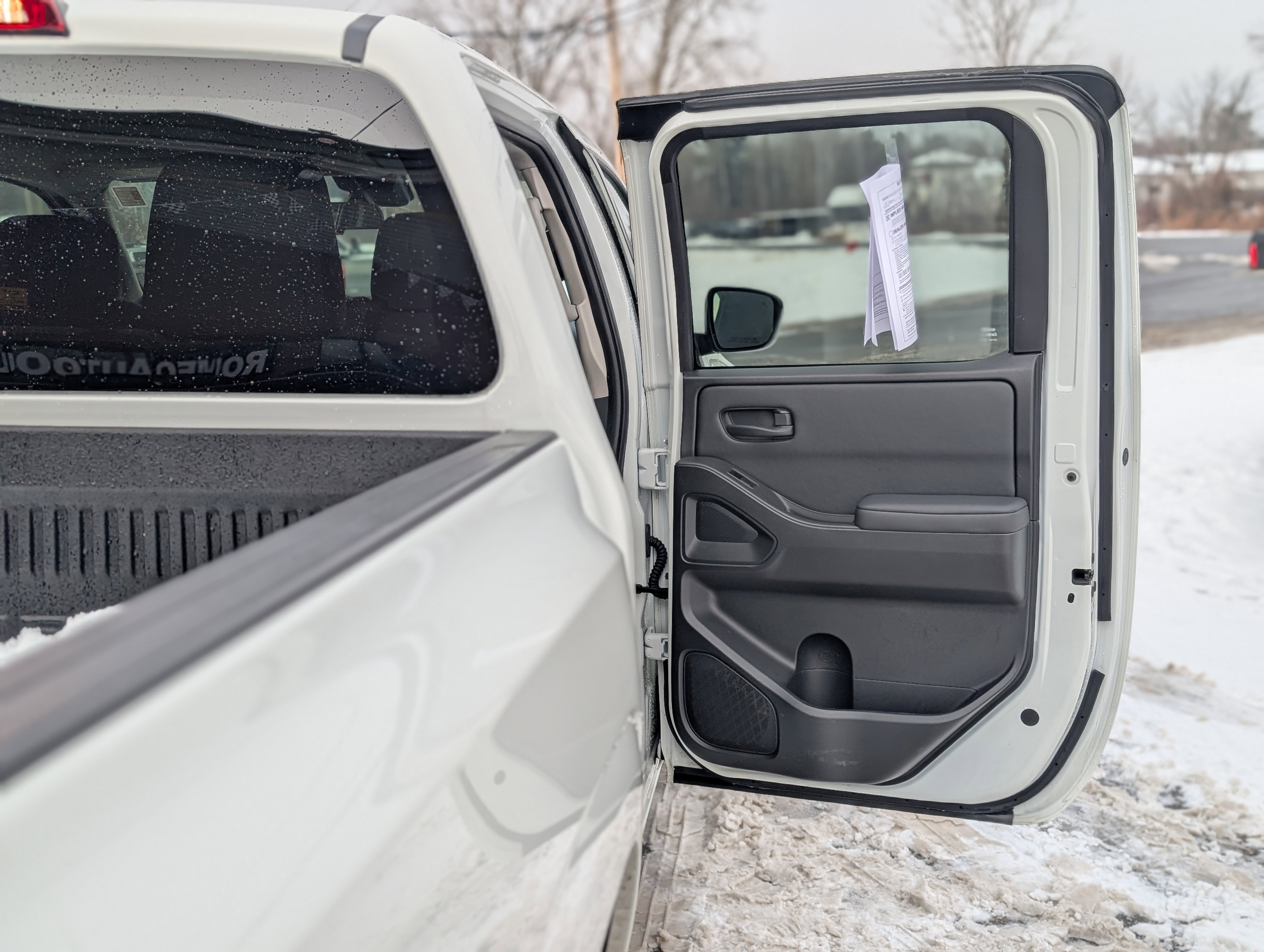 Used 2023 Nissan Frontier S w/ Technology Package image 34