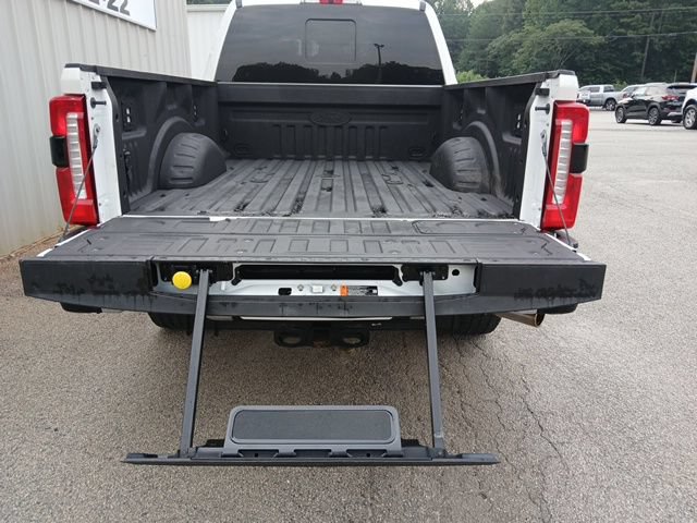 Used 2024 Ford F250 Lariat w/ Lariat Ultimate Package AWD/4WD image 9