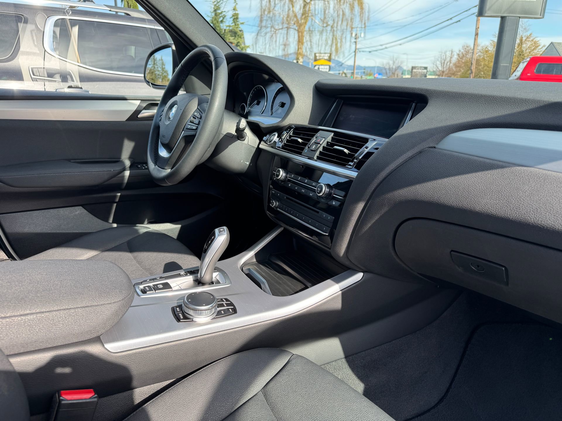 Used 2017 BMW X3 xDrive28i image 14