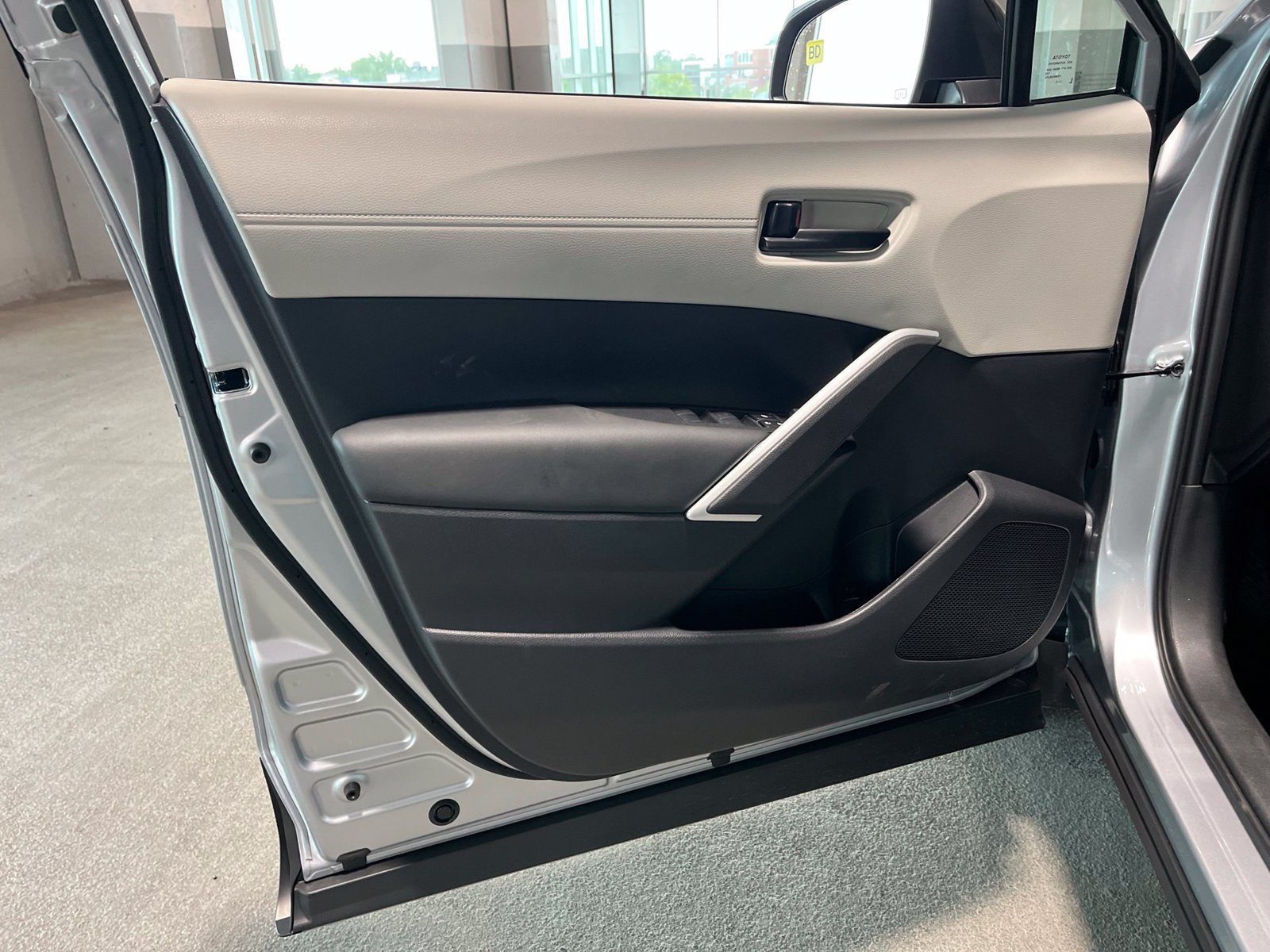 New 2026 Toyota Corolla Cross LE w/ Moonroof Package AWD/4WD image 15