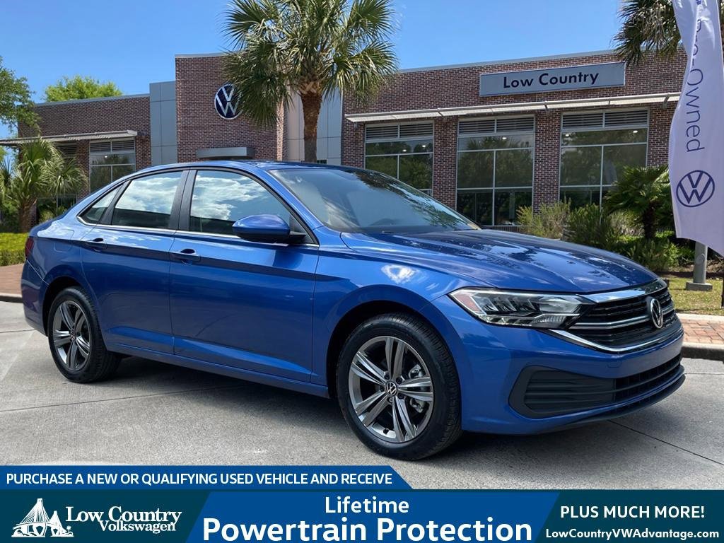 Certified 2022 Volkswagen Jetta SE