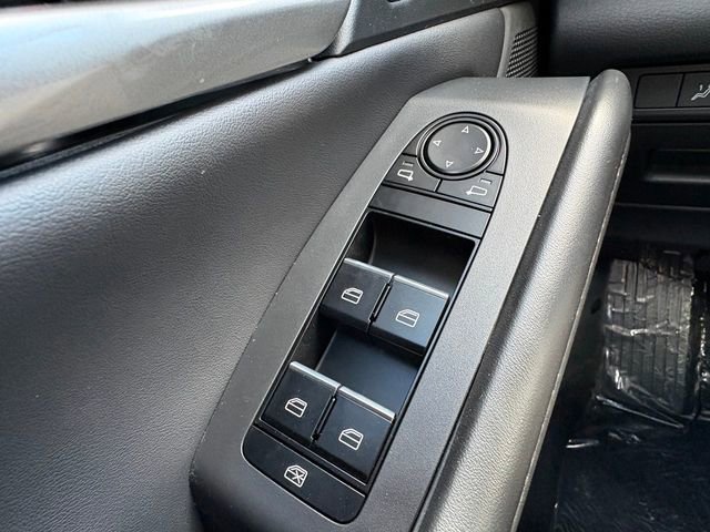 New 2026 MAZDA CX-30 AWD 2.5 S w/ Select Sport Pkg image 23