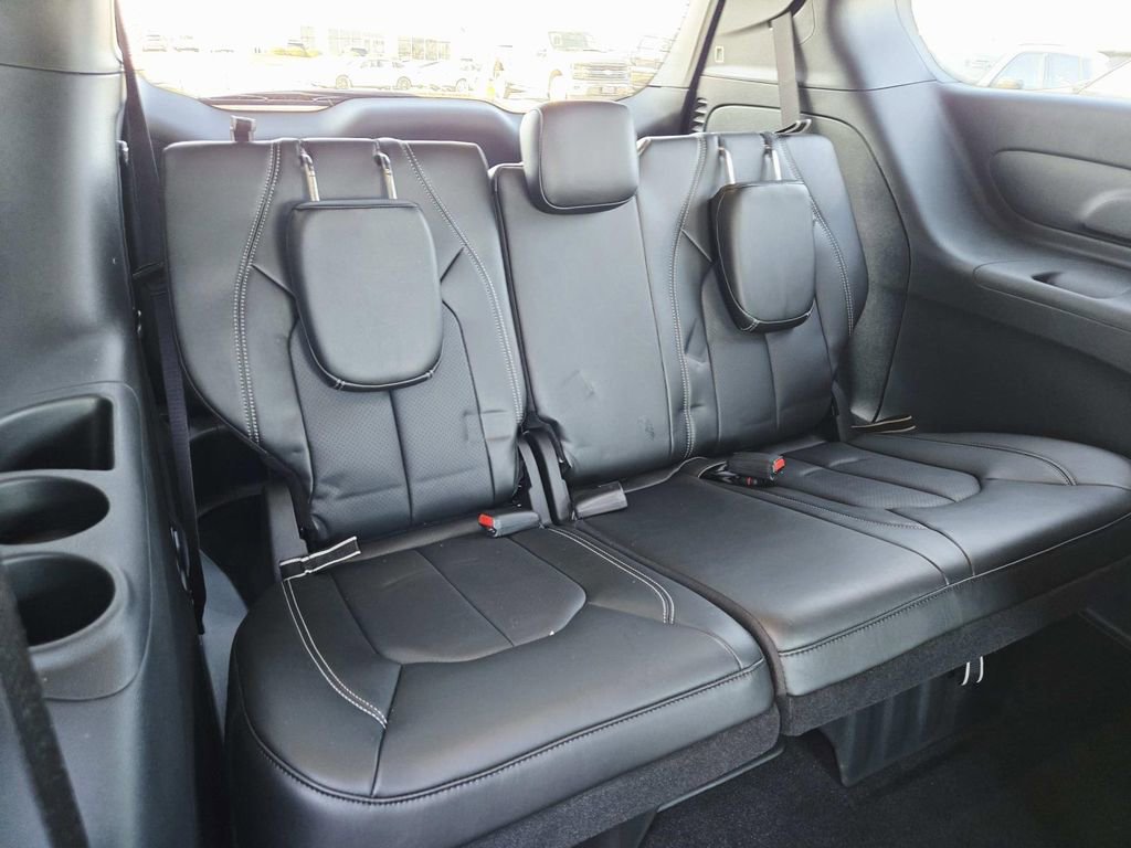 New 2026 Chrysler Pacifica Select FWD image 18