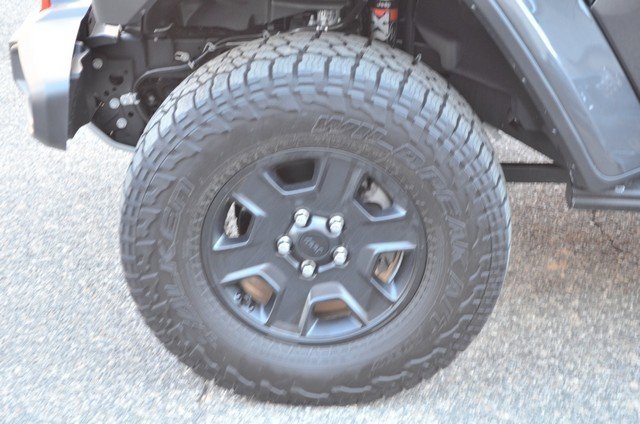 Used 2023 Jeep Gladiator Mojave w/ LED Lighting Group image 12