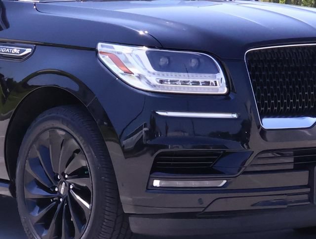 Used 2020 Lincoln Navigator L Reserve w/ Equipment Group 208A Reserve AWD/4WD image 8