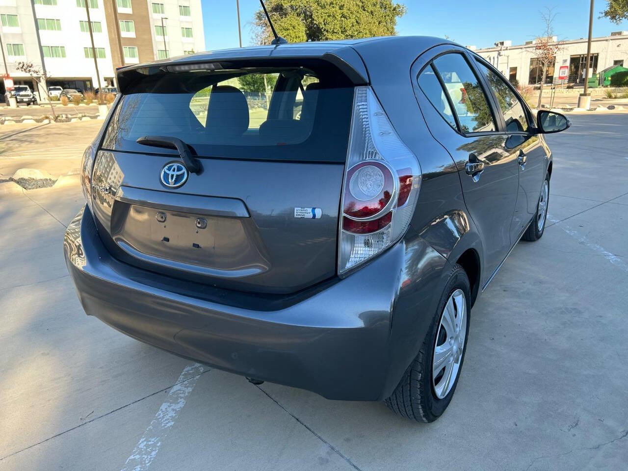 Used 2012 Toyota Prius C One image 11