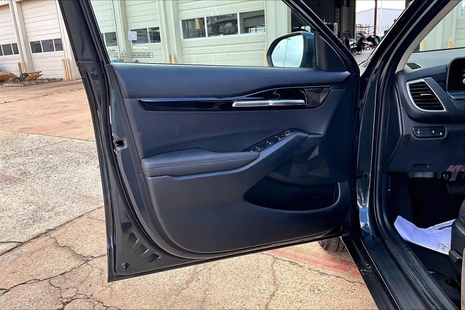 Certified 2026 Kia Seltos EX w/ EX Sunroof Package image 19