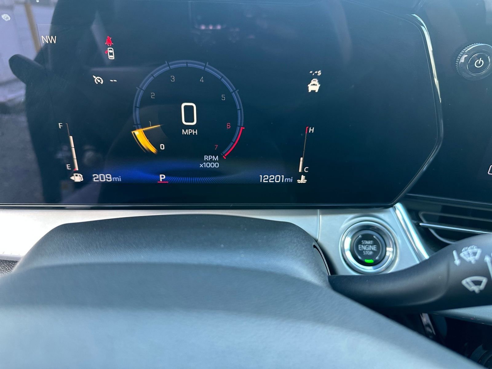 Used 2025 Chevrolet Trax LT w/ LT Convenience Package image 38