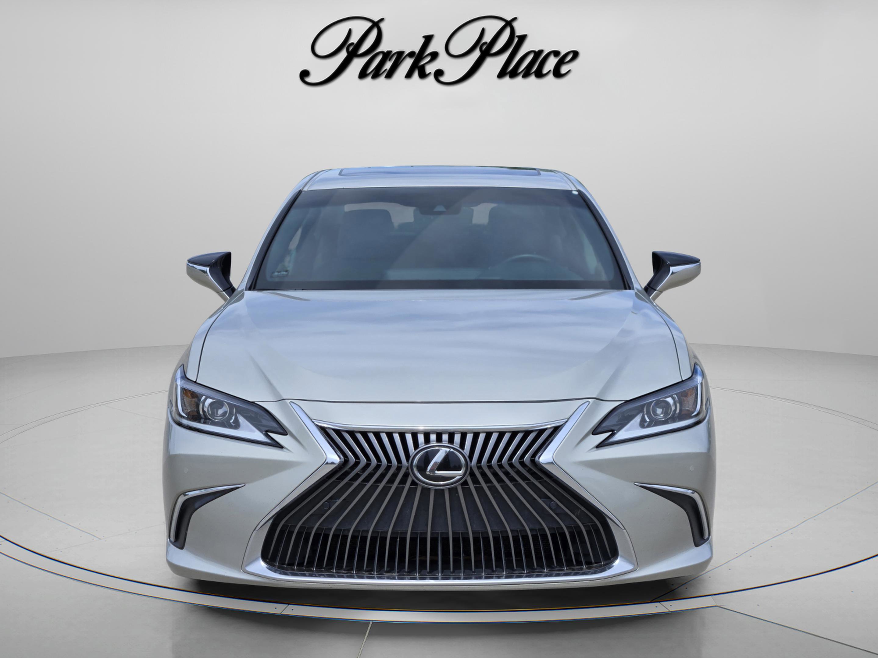 Used 2020 Lexus ES 350 w/ Premium Package image 8