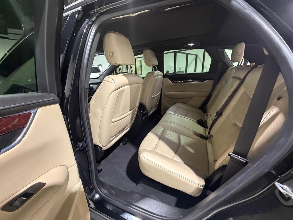 Used 2018 Cadillac XT5 Luxury w/ Driver Awareness Package image 28