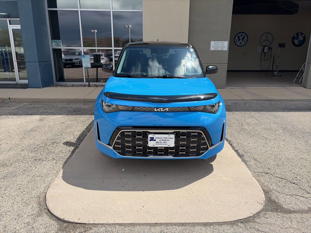 Used 2024 Kia Soul GT-Line FWD image 3