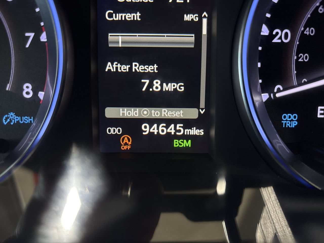 Certified 2019 Toyota Highlander SE FWD image 15