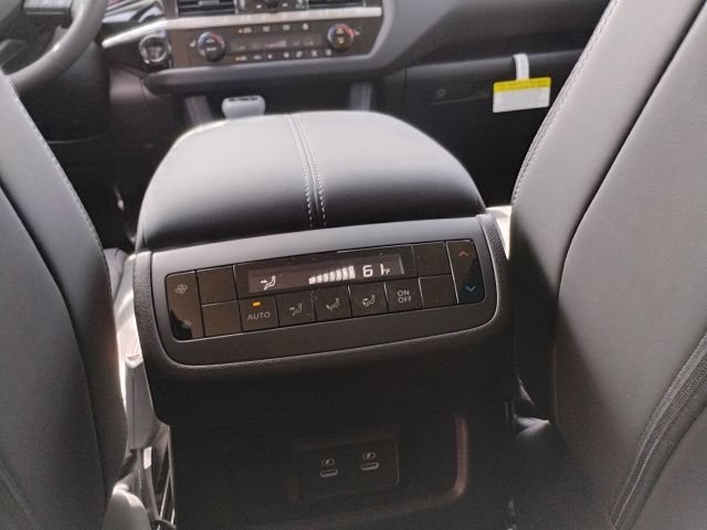 New 2026 Nissan Pathfinder SL AWD/4WD image 14