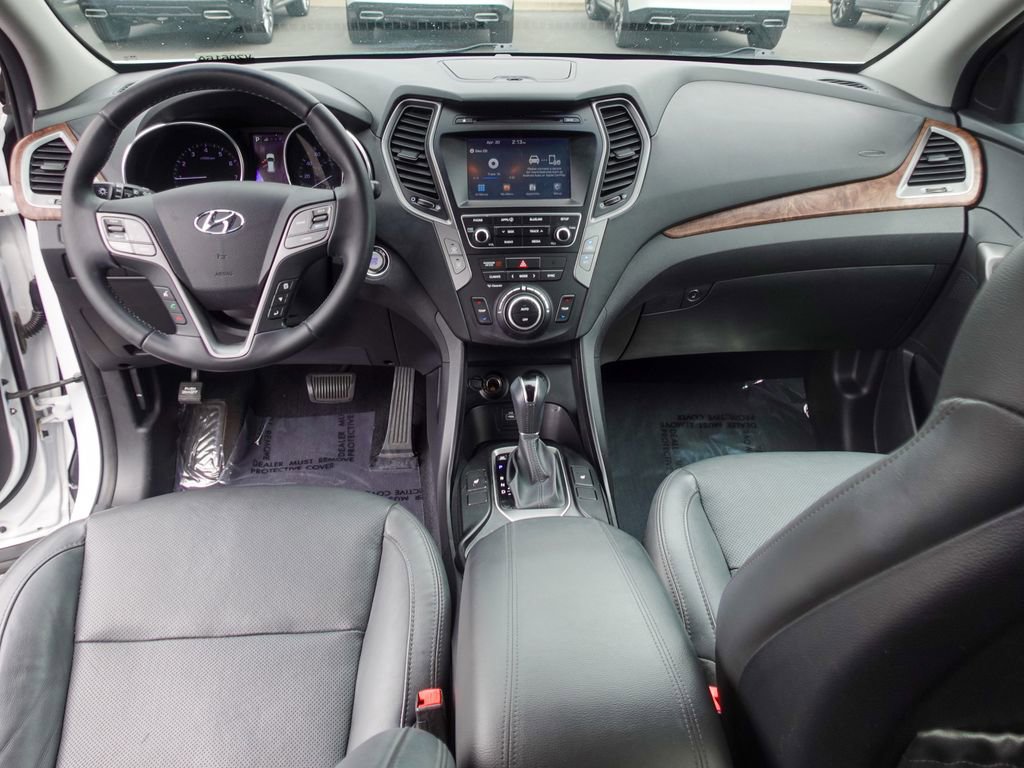Used 2018 Hyundai Santa Fe Sport 2.0T FWD image 24