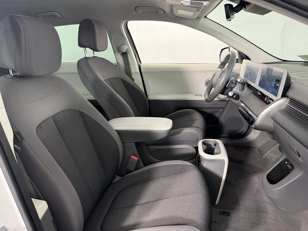 Used 2024 Hyundai Ioniq 5 SEL RWD image 30