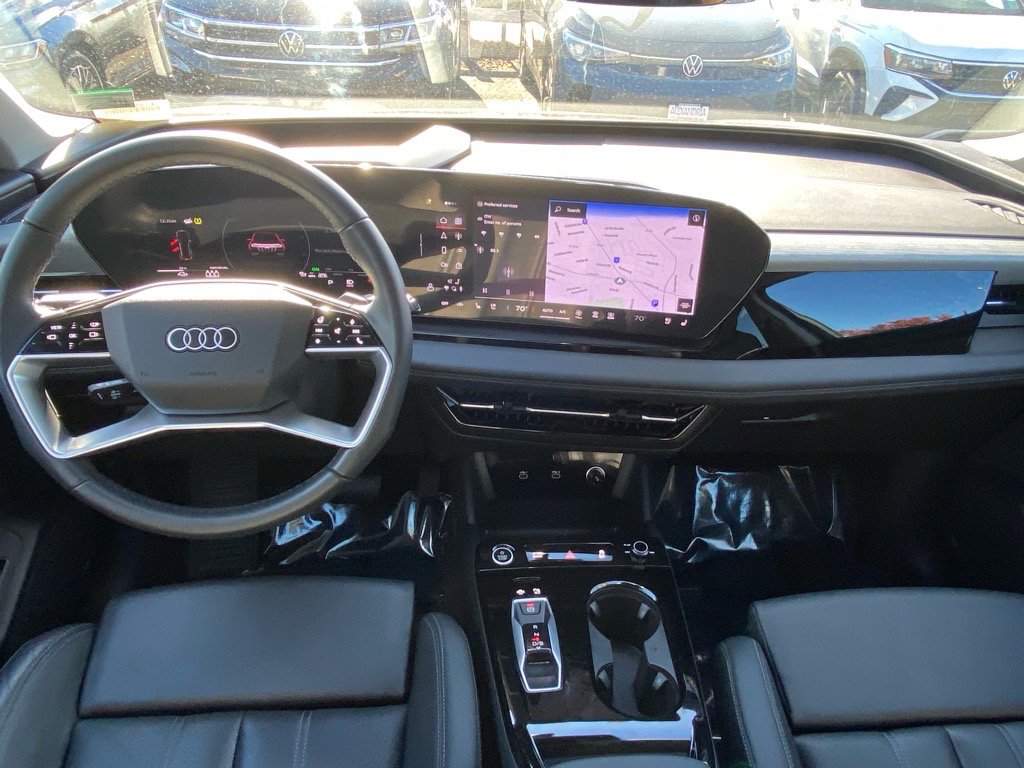 Used 2025 Audi Q6 e-tron Premium Plus w/ Premium Plus image 10