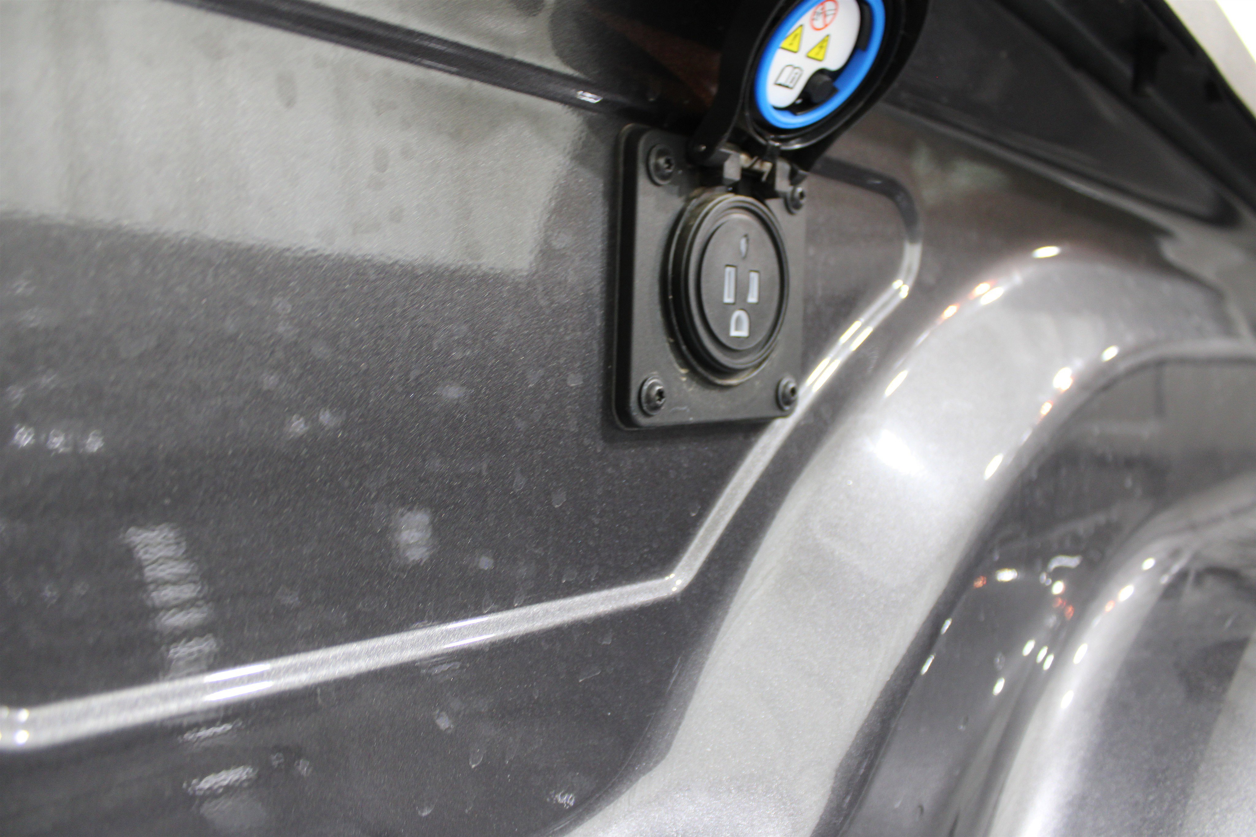 Used 2025 RAM 2500 Laramie image 36