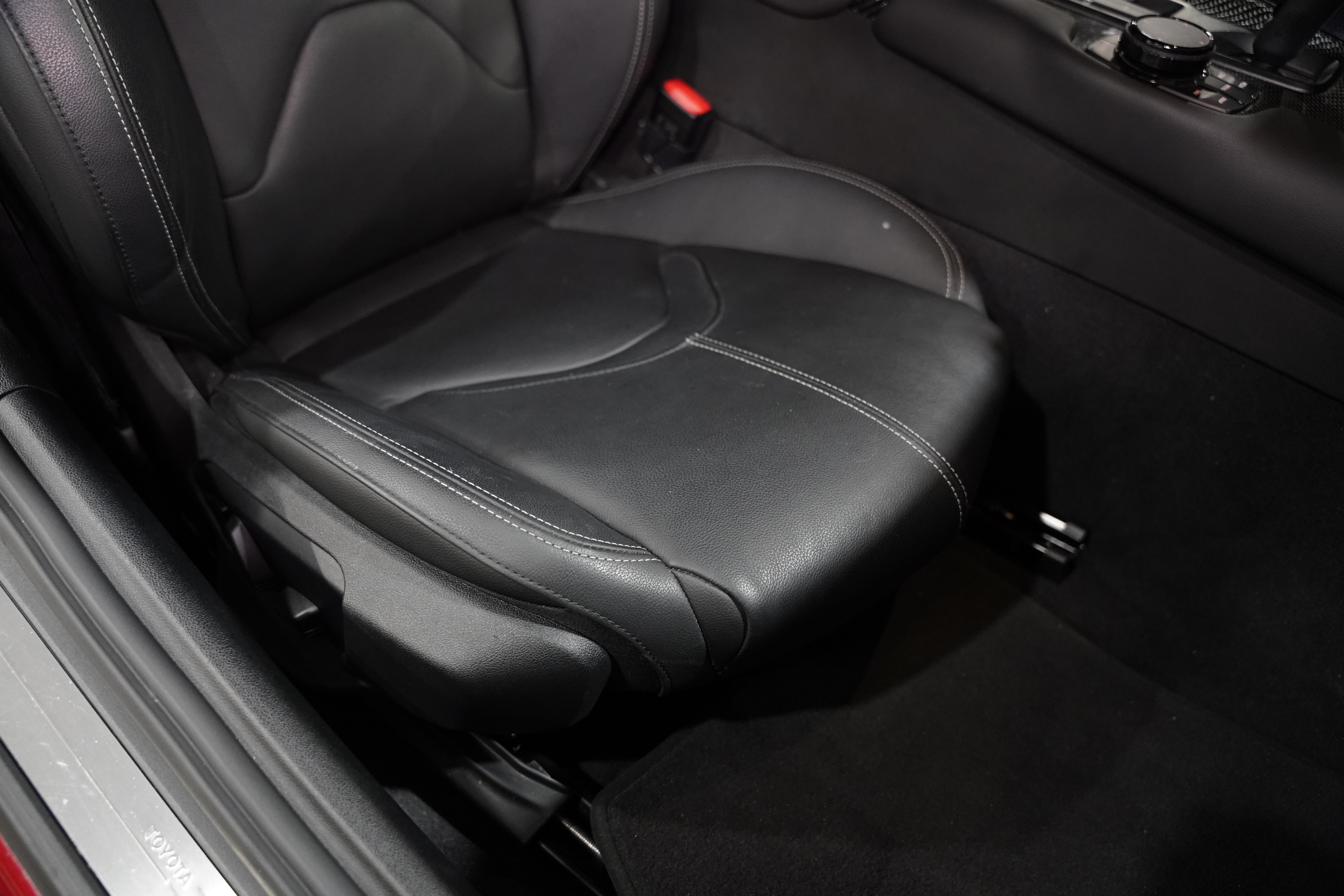 Used 2022 Toyota Supra Premium w/ Driver Assist Package RWD image 28