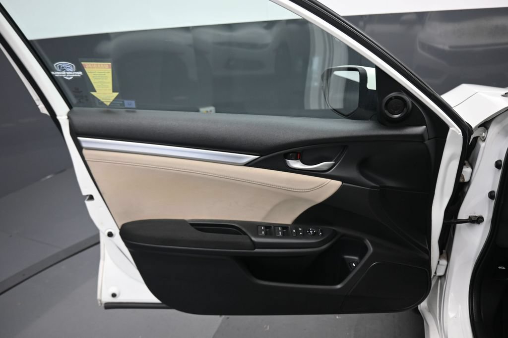 Used 2016 Honda Civic EX-T image 9