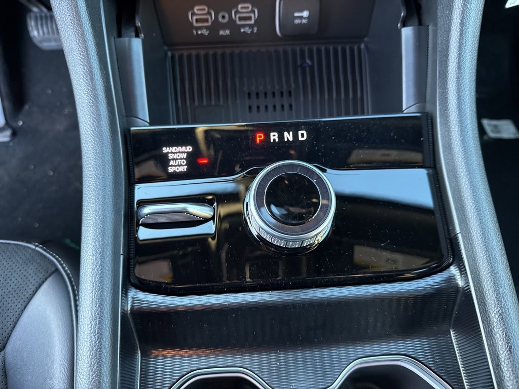 New 2026 Jeep Grand Cherokee Laredo image 15