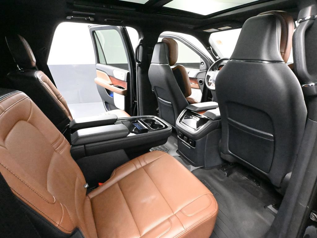 Used 2024 Lincoln Navigator Reserve w/ Equipment Group 201A AWD/4WD image 58