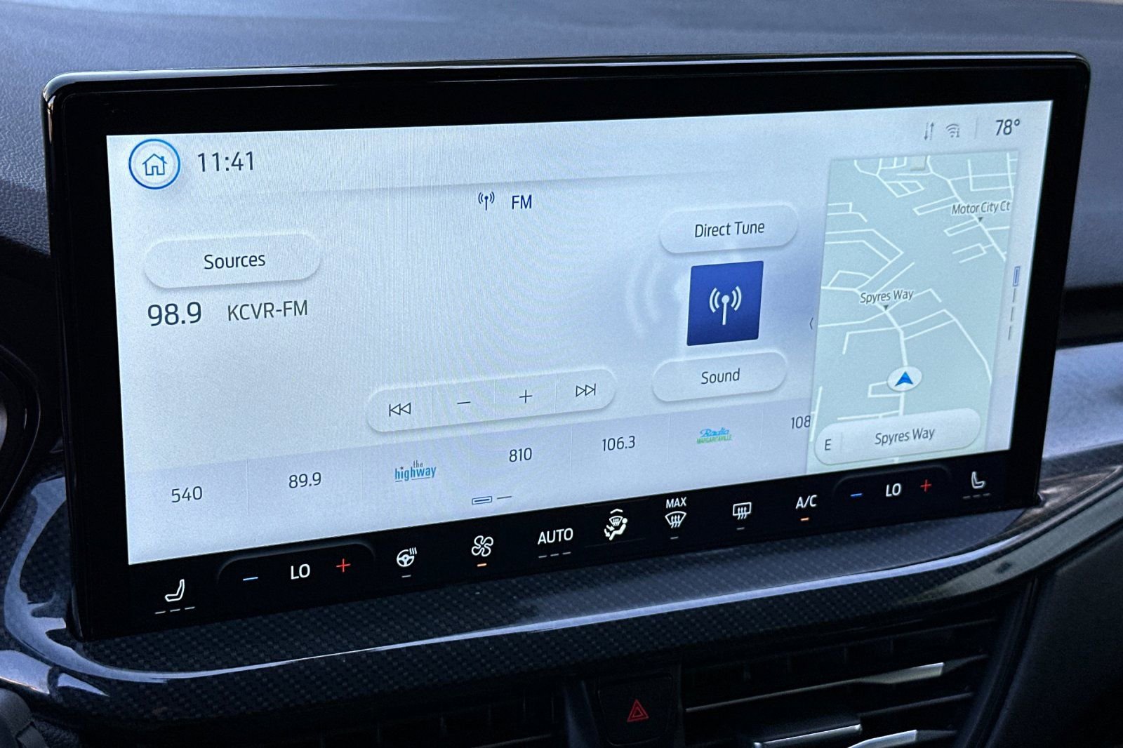 Used 2024 Ford Escape ST-Line w/ Tech Pack #1 image 15