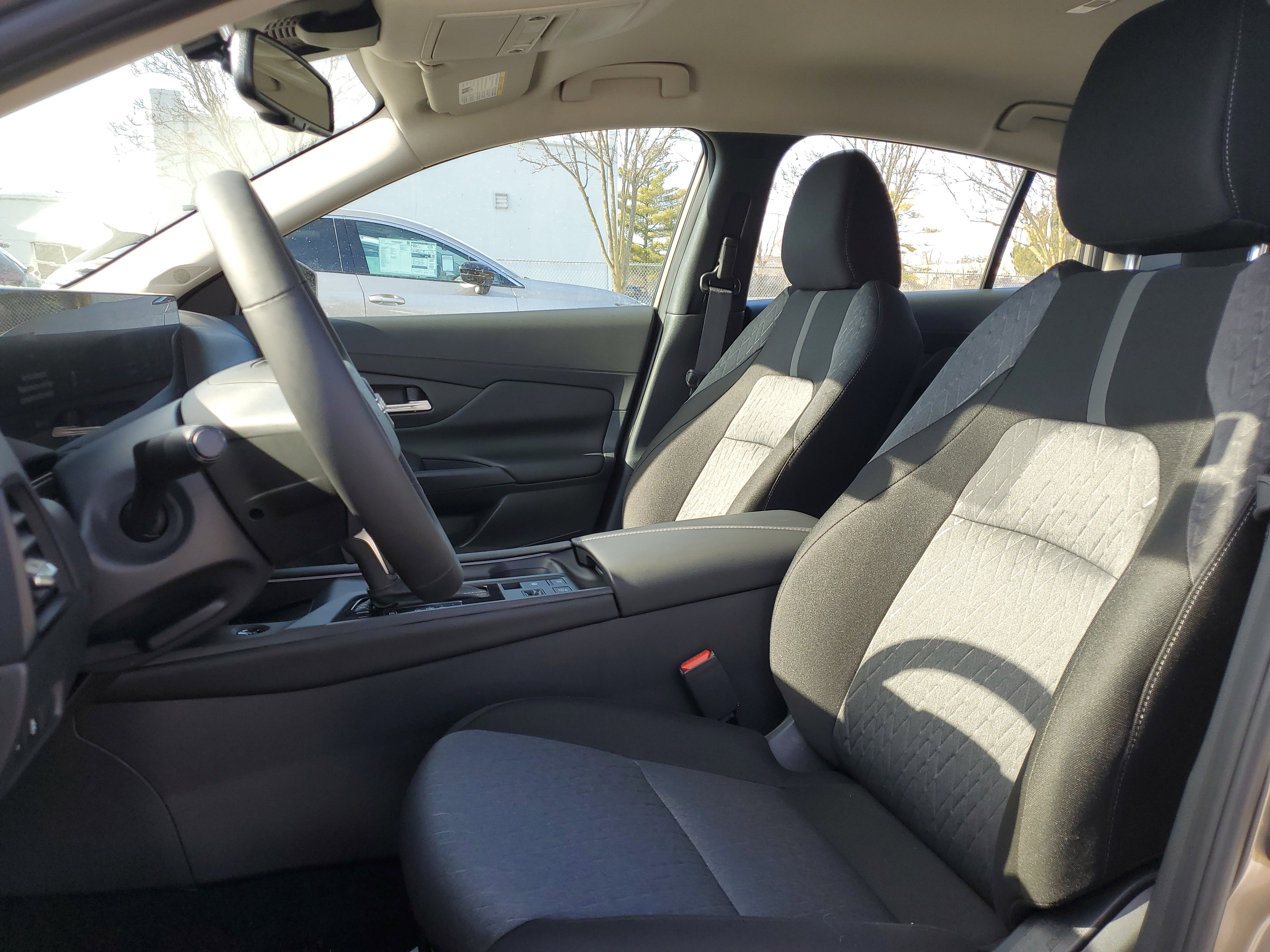 New 2026 Nissan Sentra SV w/ SV Convenience Package image 5