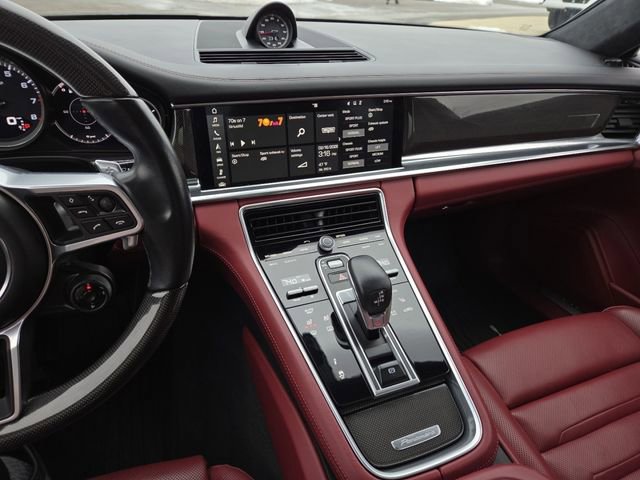 Used 2017 Porsche Panamera Turbo image 39