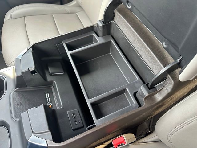 Used 2022 GMC Sierra 1500 SLT w/ SLT Convenience Package image 23