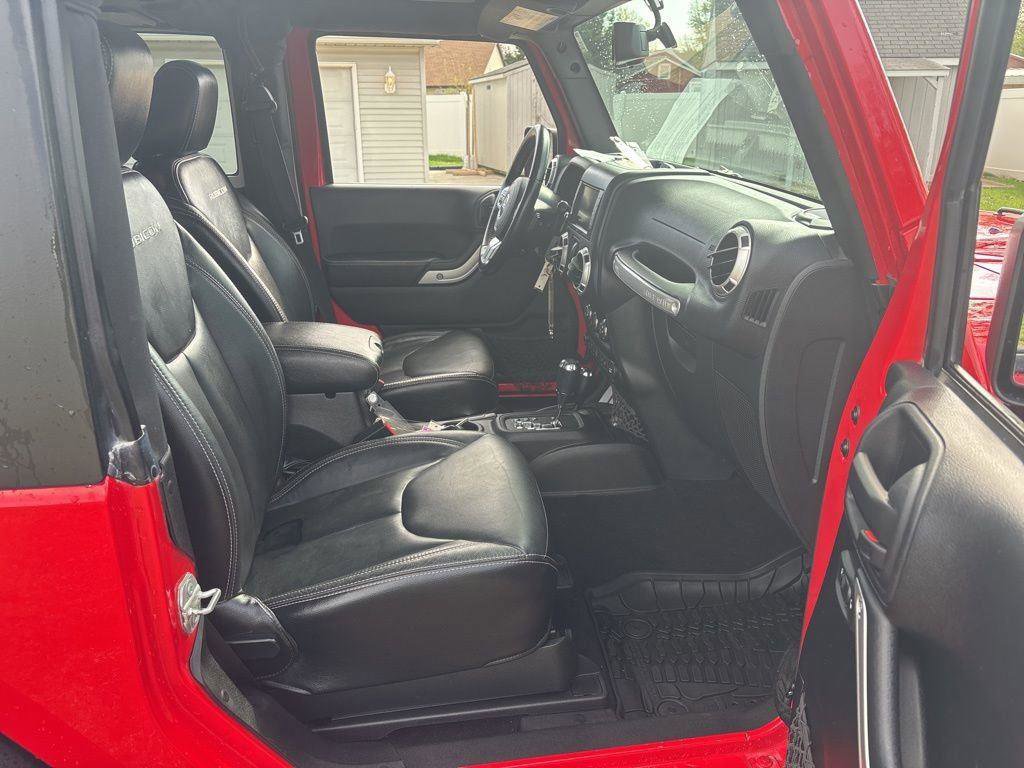 Used 2016 Jeep Wrangler Rubicon image 11