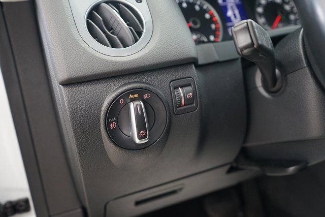 Used 2017 Volkswagen Tiguan Sport image 30