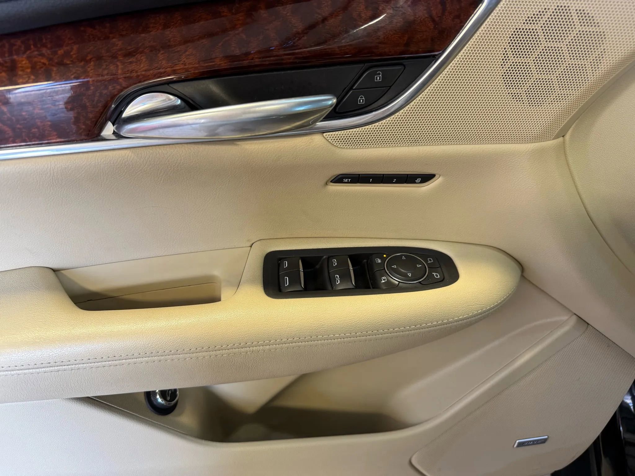 Used 2019 Cadillac XT5 Premium Luxury image 9