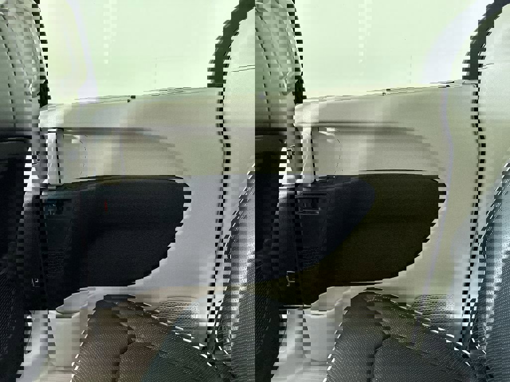 Used 2023 Chrysler Pacifica Limited image 45