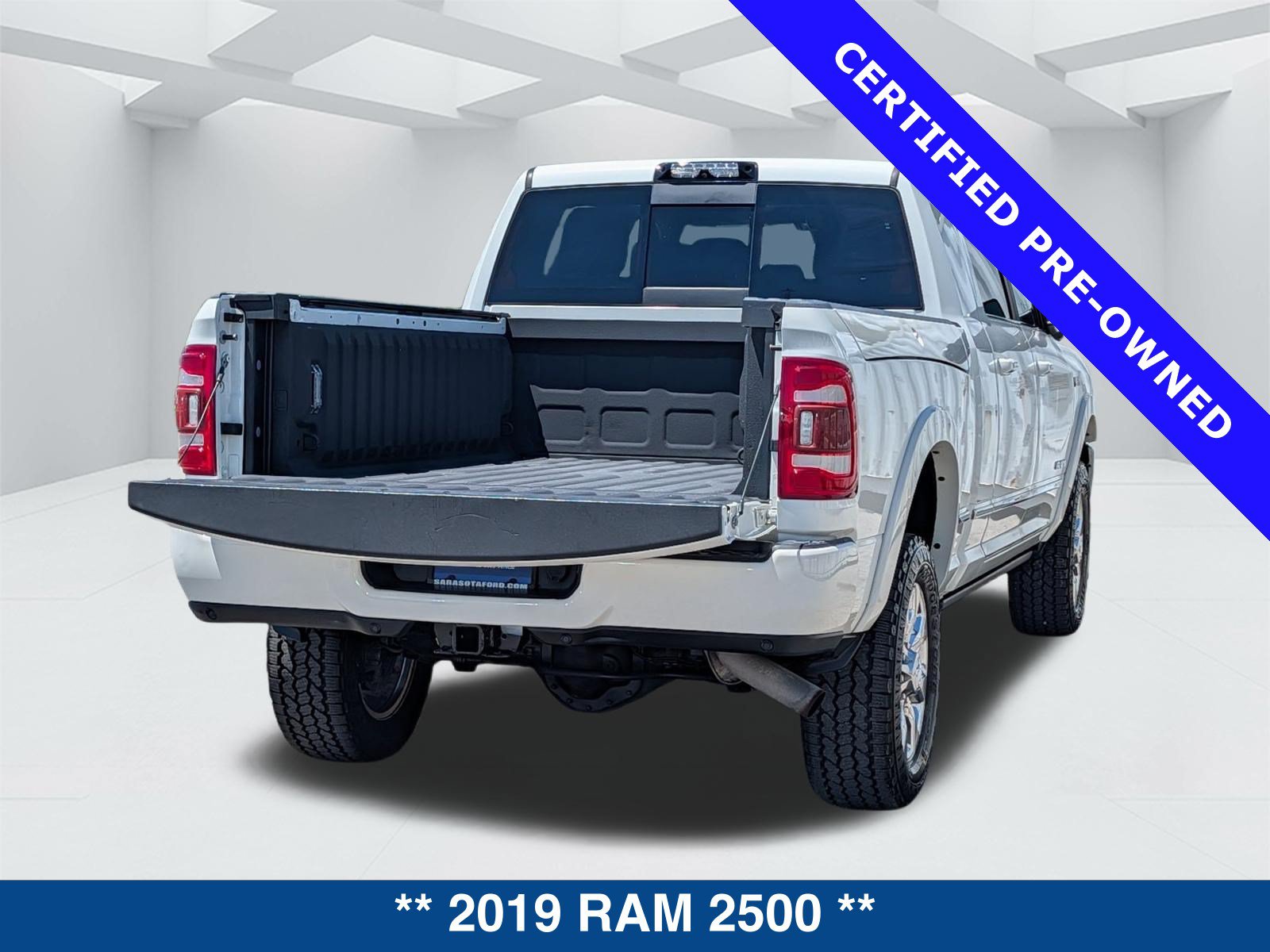 Used 2019 RAM 2500 Limited AWD/4WD image 14