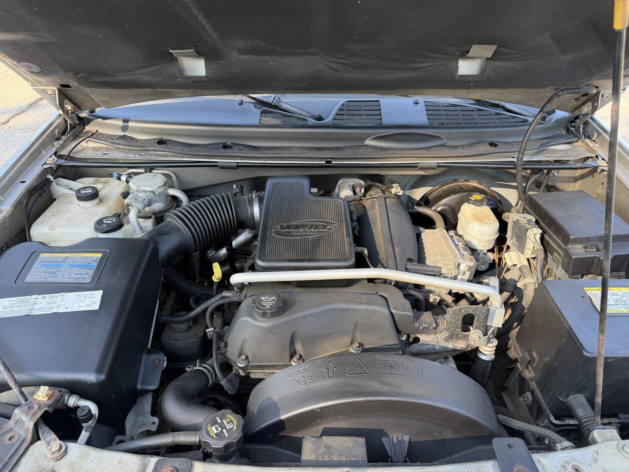 Used 2004 GMC Envoy XL SLE w/ 1SB Preferred Equipment Group AWD/4WD image 17