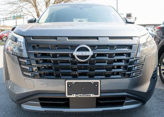 New 2026 Nissan Pathfinder SL AWD/4WD image 2
