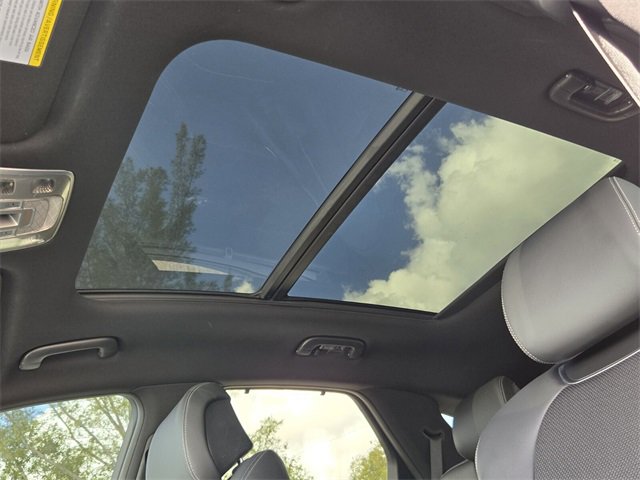 Certified 2023 Genesis GV70 2.5T w/ Sport Prestige Package image 19