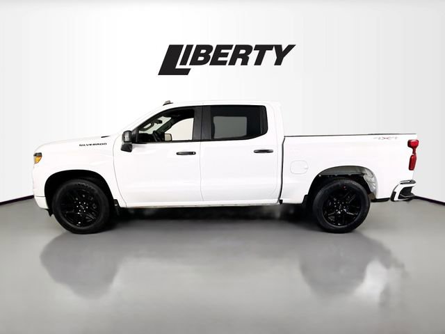 Used 2022 Chevrolet Silverado 1500 Custom w/ LPO, Dark Essentials Package image 4