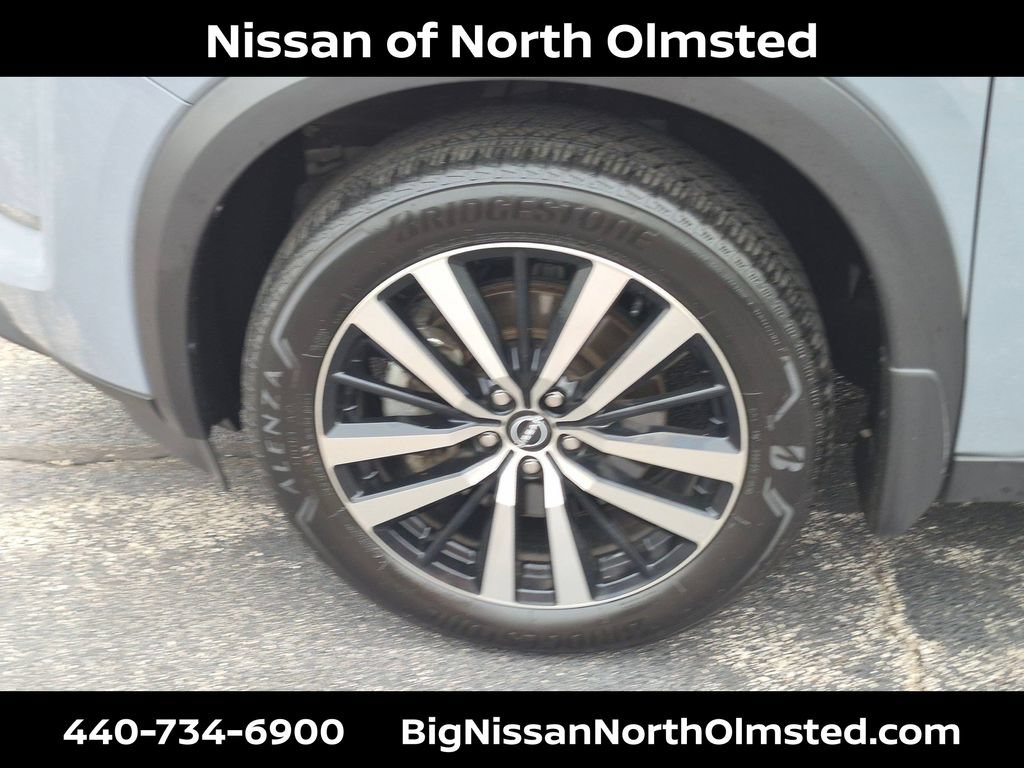 Certified 2025 Nissan Pathfinder Platinum AWD/4WD image 32