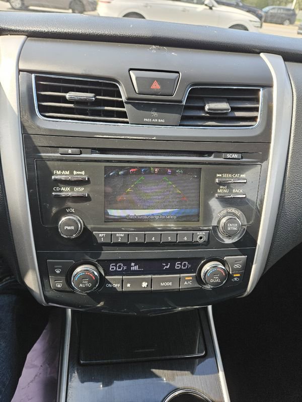 Used 2013 Nissan Altima 2.5 SV FWD image 20