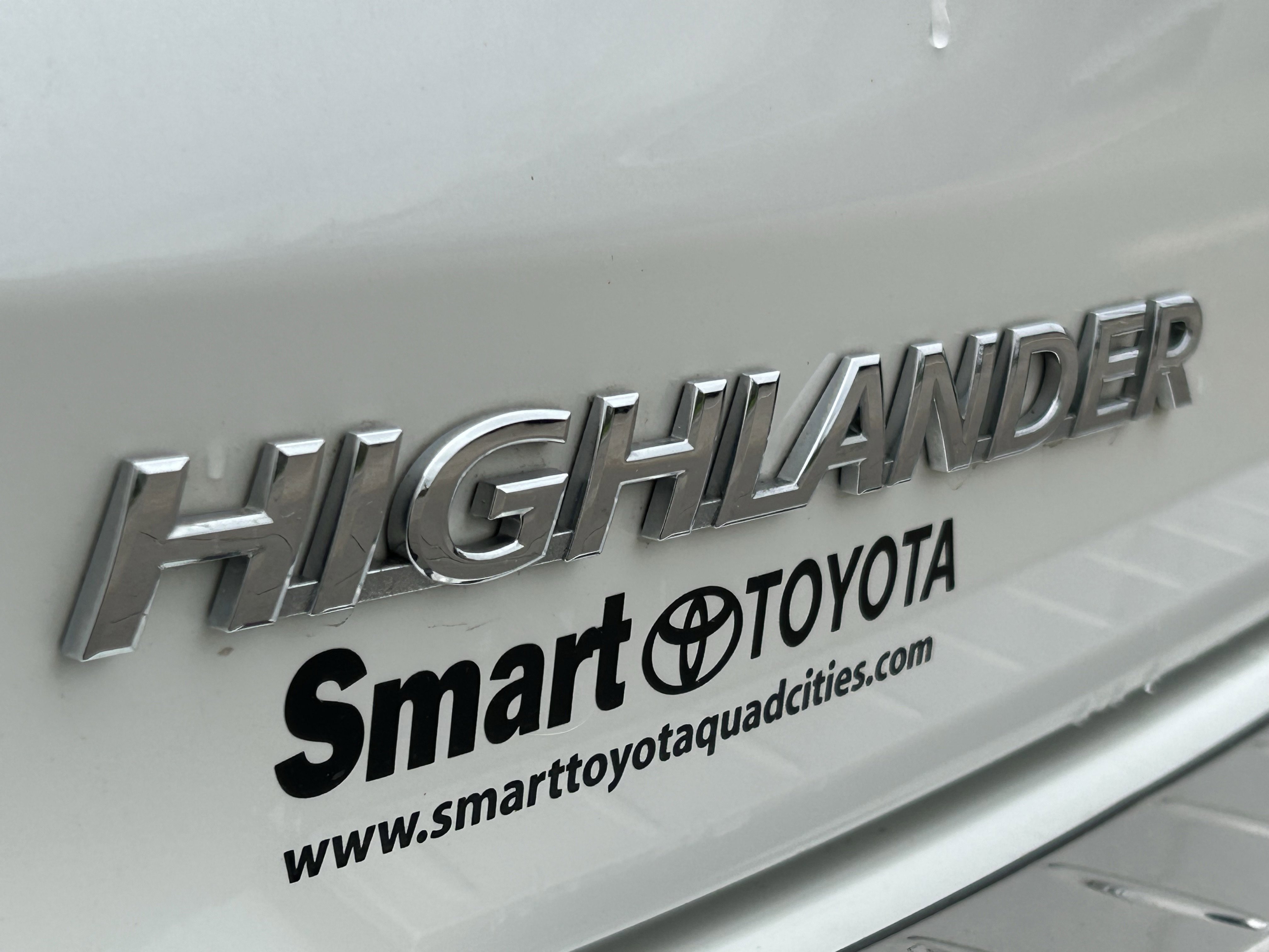 Certified 2018 Toyota Highlander XLE w/ Protection Package #3 AWD/4WD image 8