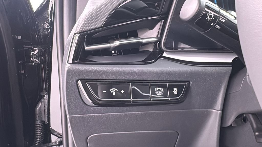 New 2025 Kia Niro EX image 32