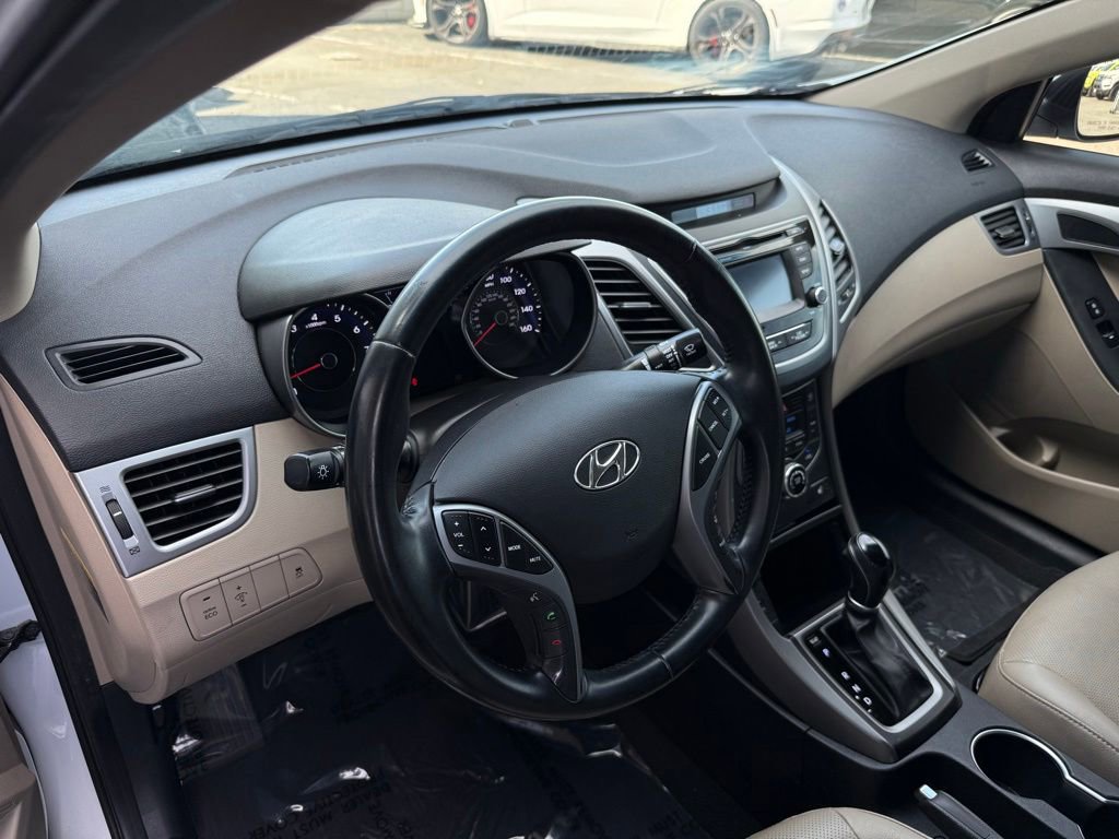 Used 2016 Hyundai Elantra Limited FWD image 17