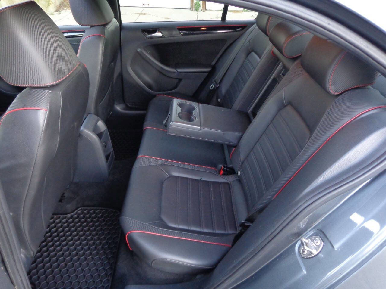 Used 2015 Volkswagen Jetta GLI SEL FWD image 18