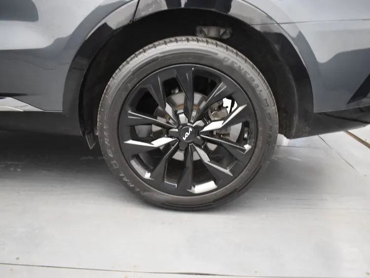 Used 2022 Kia Sorento SX AWD/4WD image 37